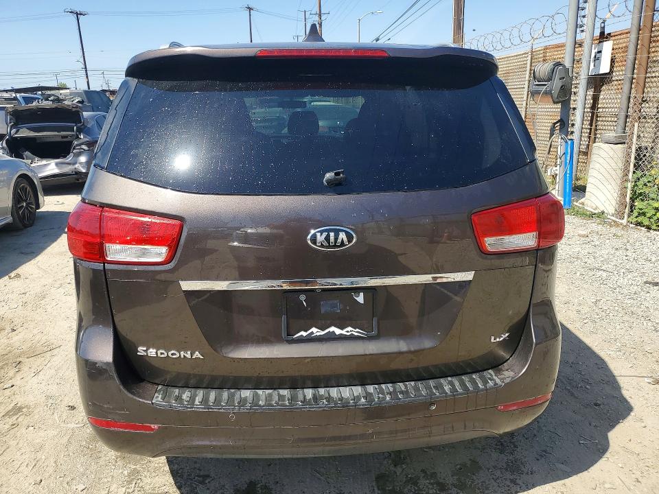 Photo 6 from auction – 2016 KIA SEDONA with VIN KNDMB5C14G6151444