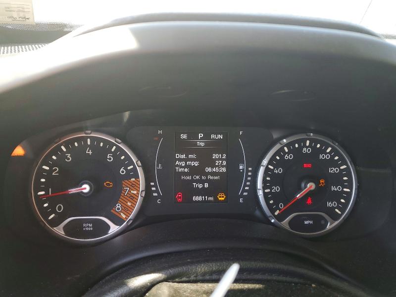 Photo 9 from auction – 2020 JEEP RENEGADE with VIN ZACNJBBB1LPL29301