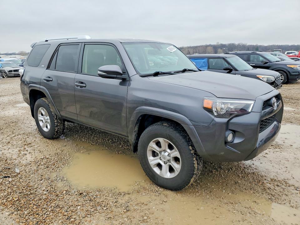Photo 4 from auction – 2014 TOYOTA 4RUNNER with VIN JTEBU5JR6E5157481
