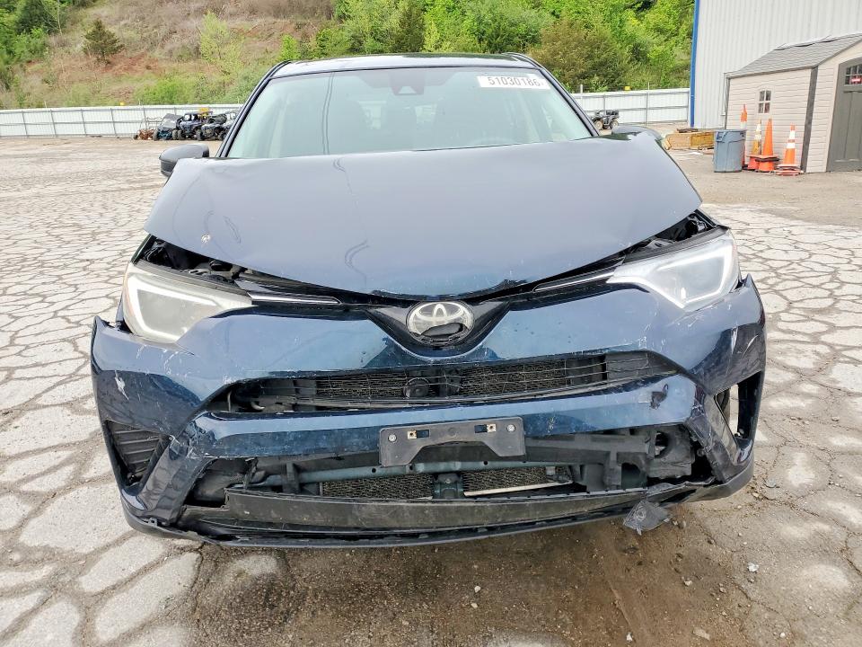 Photo 5 from auction – 2018 TOYOTA RAV4 with VIN JTMBFREV7JJ177379