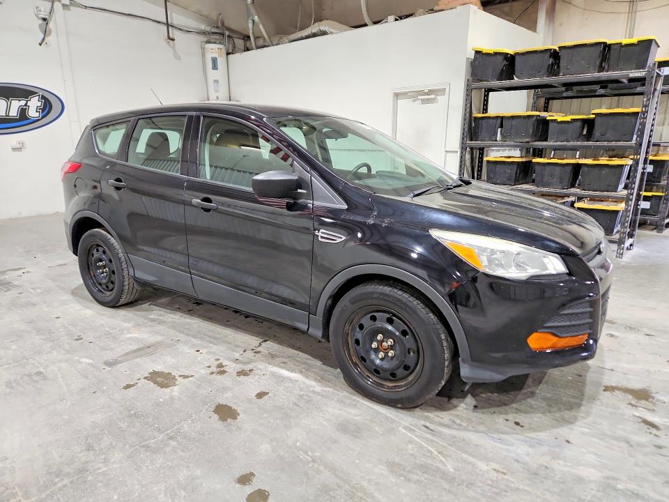Photo 4 from auction – 2016 FORD ESCAPE with VIN 1FMCU0F7XGUB12616