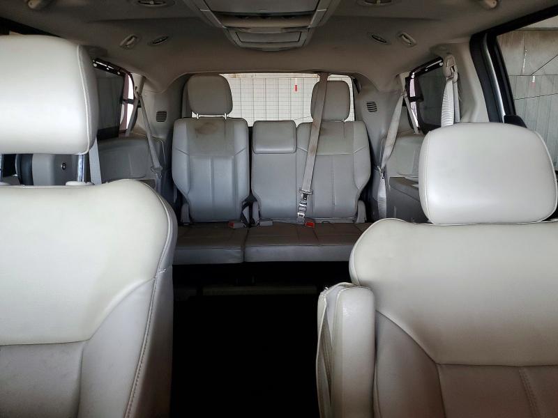 Photo 10 from auction – 2011 CHRYSLER TOWN & COUNTRY with VIN 2A4RR6DG6BR690119