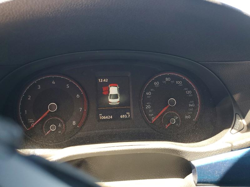 Photo 9 from auction – 2020 VOLKSWAGEN PASSAT with VIN 1VWCA7A38LC021061