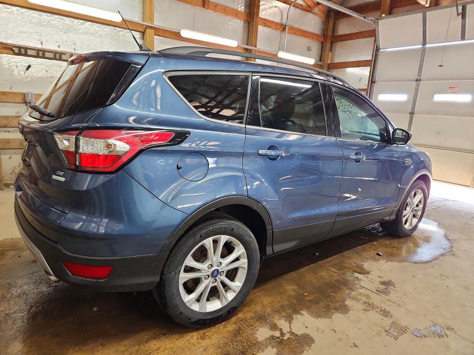 Фото 3 с аукциона – 2018 FORD ESCAPE с VIN 1FMCU0GD9JUC46898