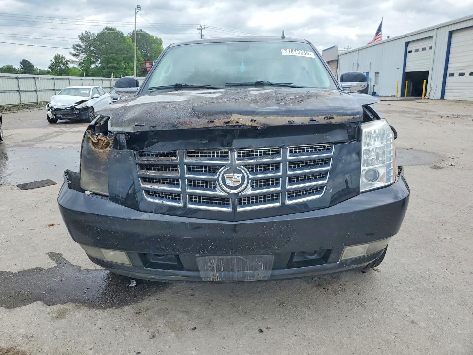 Photo 5 from auction – 2011 CADILLAC ESCALADE with VIN 1GYS3CEF0BR349764