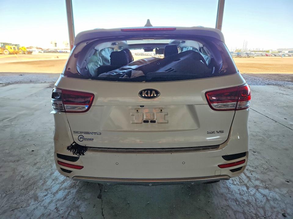 Photo 6 from auction – 2016 KIA SORENTO with VIN 5XYPK4A59GG109345