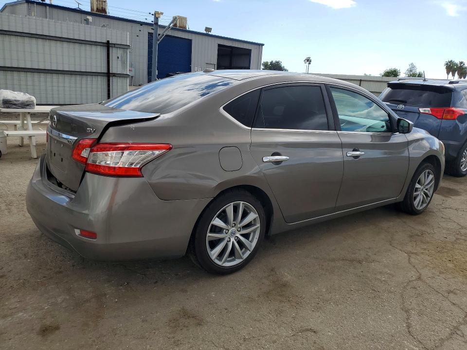 Photo 3 from auction – 2015 NISSAN SENTRA with VIN 3N1AB7AP6FL657368