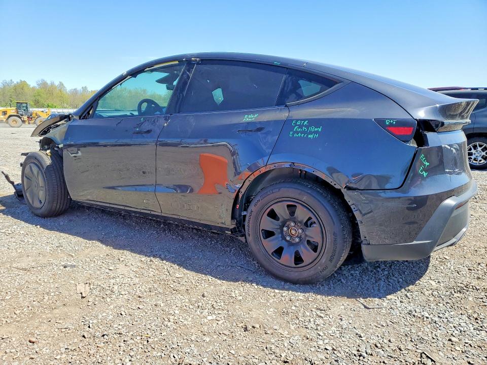 Photo 2 from auction – 2026 TESLA MODEL Y with VIN 7SAYGDED2TA590953