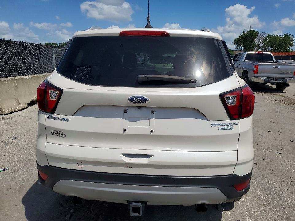 Photo 6 from auction – 2019 FORD ESCAPE with VIN 1FMCU0J93KUA30289