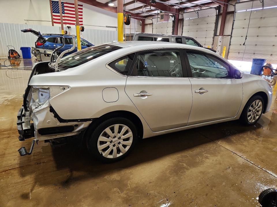 Photo 3 from auction – 2016 NISSAN SENTRA with VIN 3N1AB7AP7GY244895