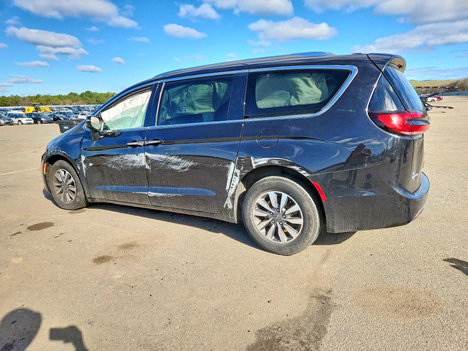 Photo 2 from auction – 2021 CHRYSLER PACIFICA with VIN 2C4RC1BG8MR515158