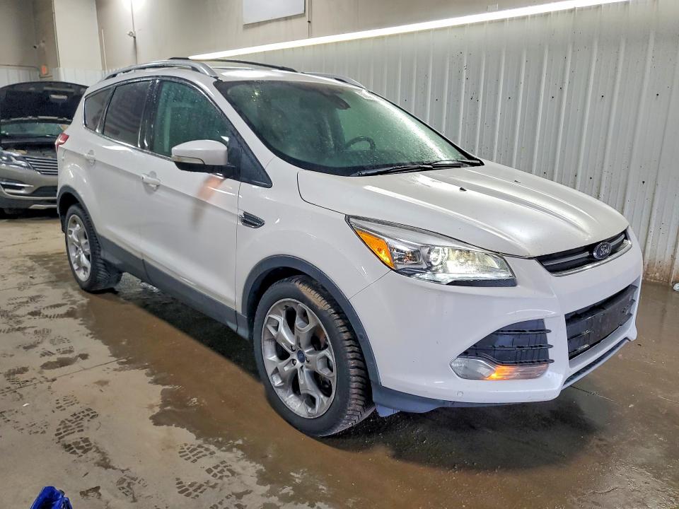 Photo 4 from auction – 2014 FORD ESCAPE with VIN 1FMCU9J98EUE11273