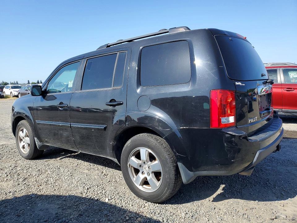 Photo 2 from auction – 2011 HONDA PILOT with VIN 5FNYF4H48BB013891