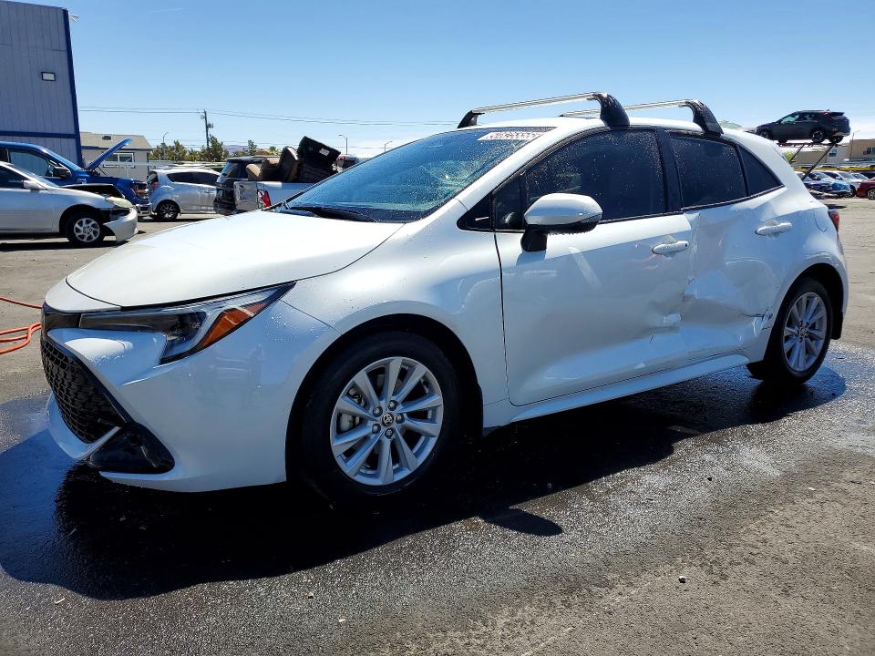 TOYOTA COROLLA HATCHBACK 2025 with VIN JTND4MBE3S3250433 - Photo from auction