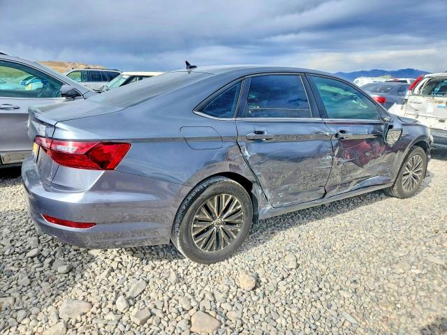 Photo 3 from auction – 2021 V JETTA with VIN 3VWC57BU0MM016514