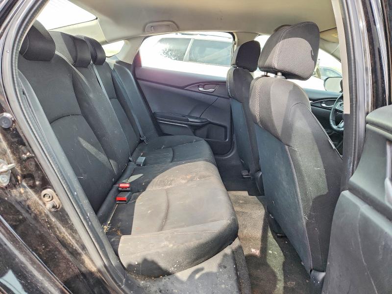 Photo 10 from auction – 2018 HONDA CIVIC with VIN 2HGFC2F52JH557166