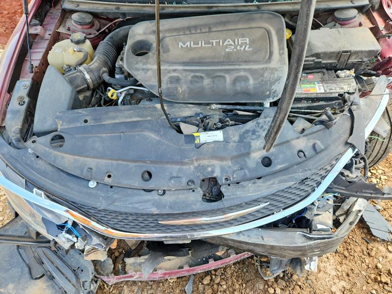 Photo 11 from auction – 2015 CHRYSLER 200 with VIN 1C3CCCAB2FN738212