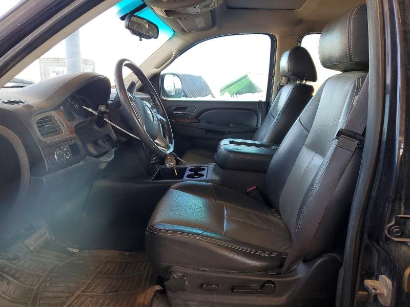 Photo 7 from auction – 2013 CHEVROLET SUBURBAN with VIN 1GNSCHE02DR212835