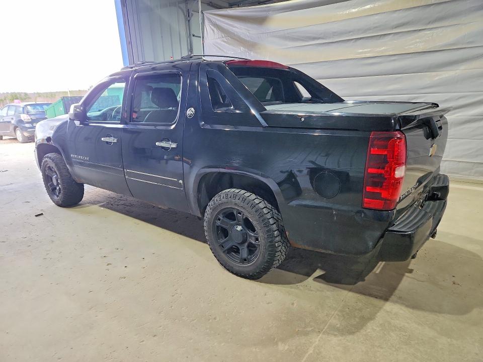 Photo 2 from auction – 2013 CHEVROLET AVALANCHE with VIN 3GNTKGE71DG283748