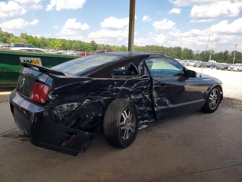 Photo 3 from auction – 2006 FORD MUSTANG with VIN 1ZVFT82H565158913