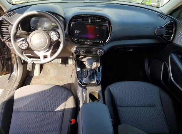 Снимка 8 от търг – 2025 KIA SOUL с VIN KNDJ23AU1S7244722