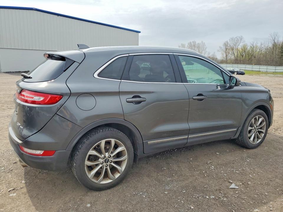 Photo 3 from auction – 2018 LINCOLN MKC with VIN 5LMCJ2D96JUL00157