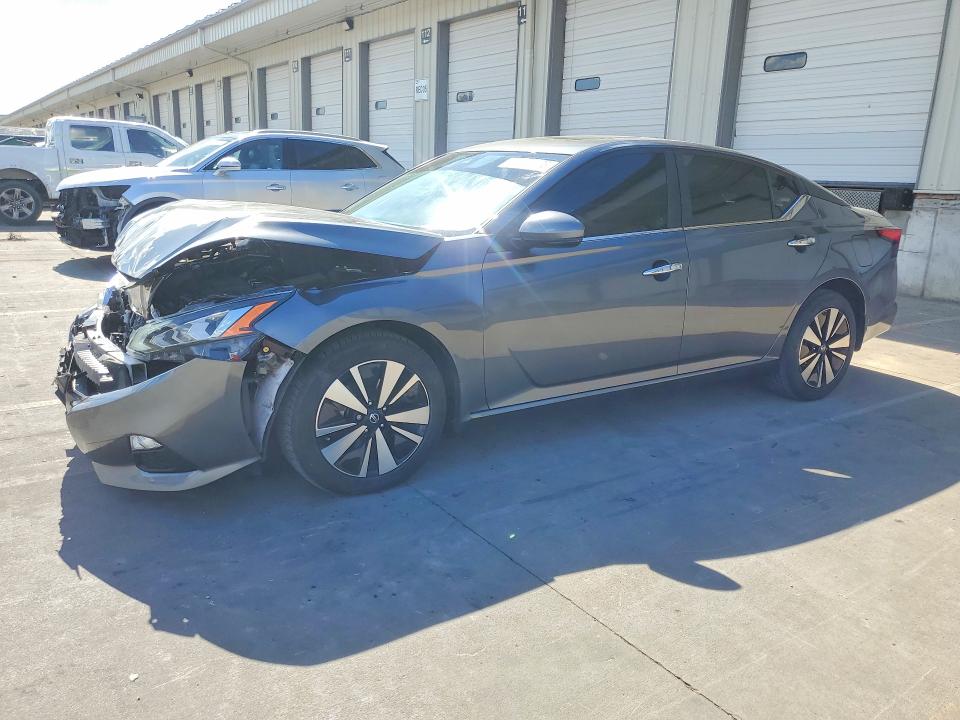 NISSAN ALTIMA 2021 with VIN 1N4BL4DW5MN420177 - Photo from auction