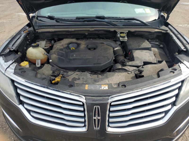 Photo 12 from auction – 2018 LINCOLN MKC with VIN 5LMCJ2D96JUL00157