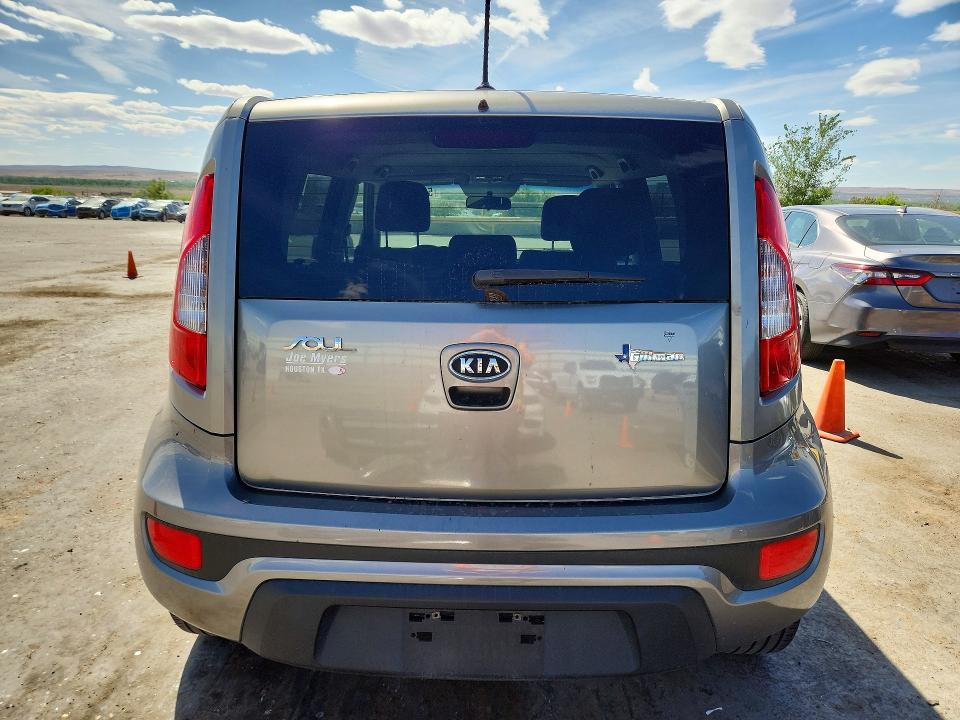 Photo 6 from auction – 2012 KIA SOUL with VIN KNDJT2A63C7358635