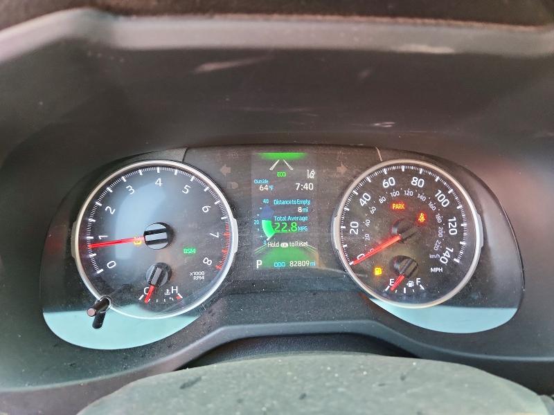 Photo 9 from auction – 2019 TOYOTA RAV4 with VIN JTMP1RFVXKD522231