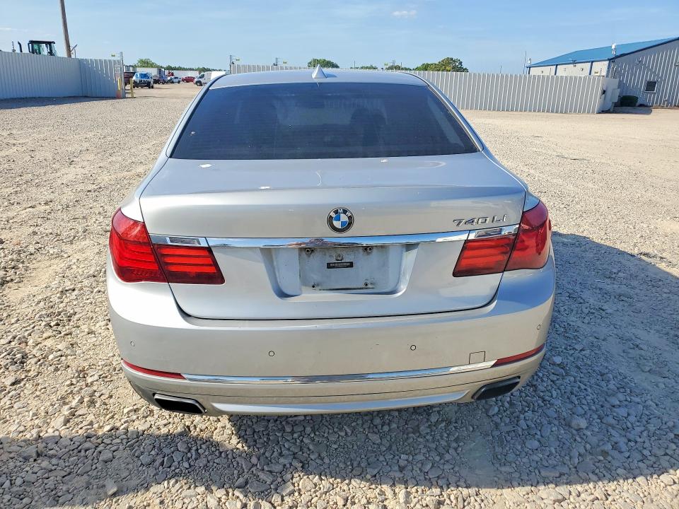 Photo 6 from auction – 2013 BMW 740 with VIN WBAYE4C5XDDW22992