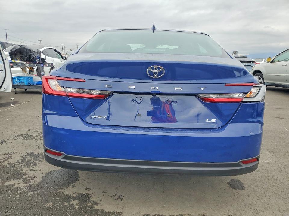 Photo 6 from auction – 2025 TOYOTA CAMRY with VIN 4T1DAACK7SU103618