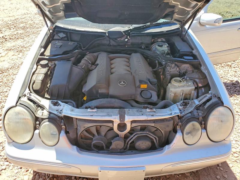 Photo 11 from auction – 2001 MERCEDES-BENZ E with VIN WDBJF83J41X051899