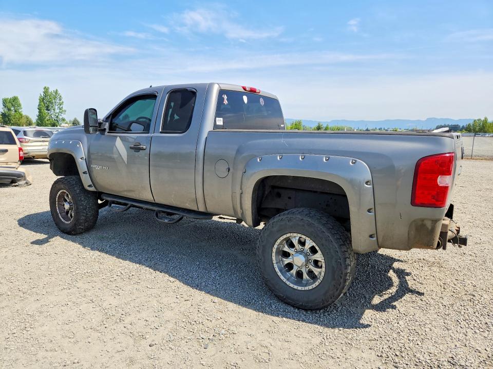 Photo 2 from auction – 2008 CHEVROLET SILVERADO with VIN 1GCHK29688E137086