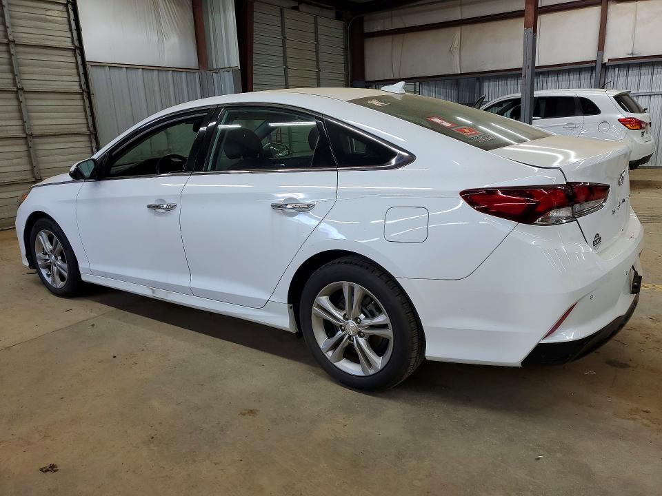 Photo 2 from auction – 2018 HYUNDAI SONATA with VIN 5NPE34AF9JH603329