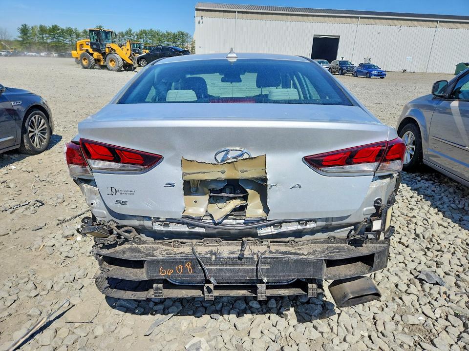 Photo 6 from auction – 2018 HYUNDAI SONATA with VIN 5NPE24AF3JH721797