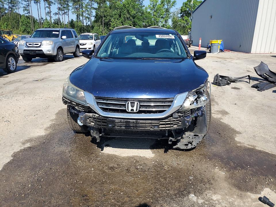 Photo 5 from auction – 2014 HONDA ACCORD with VIN 1HGCR2F31EA069993