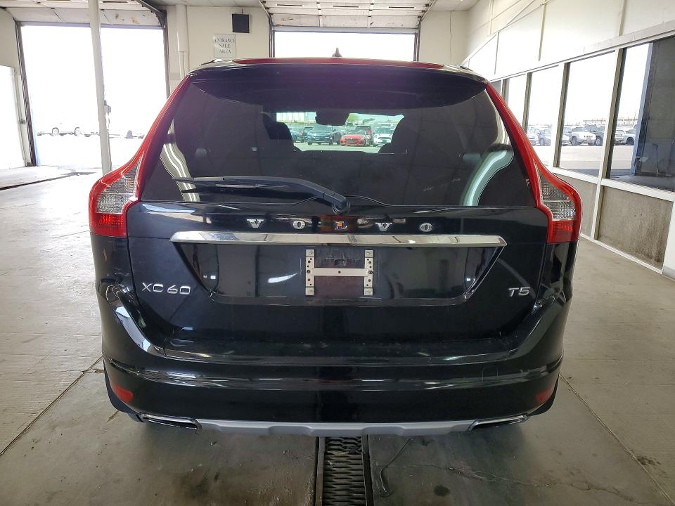 Photo 6 from auction – 2016 VOLVO XC60 with VIN YV440MDM0G2783287