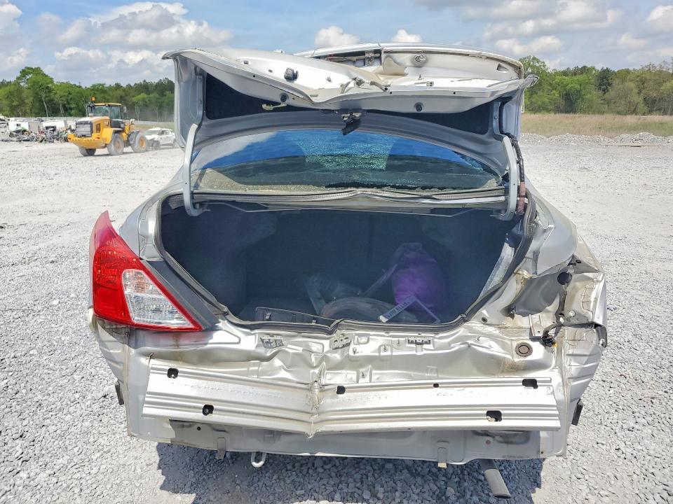 Photo 6 from auction – 2017 NISSAN VERSA with VIN 3N1CN7AP0HL883537