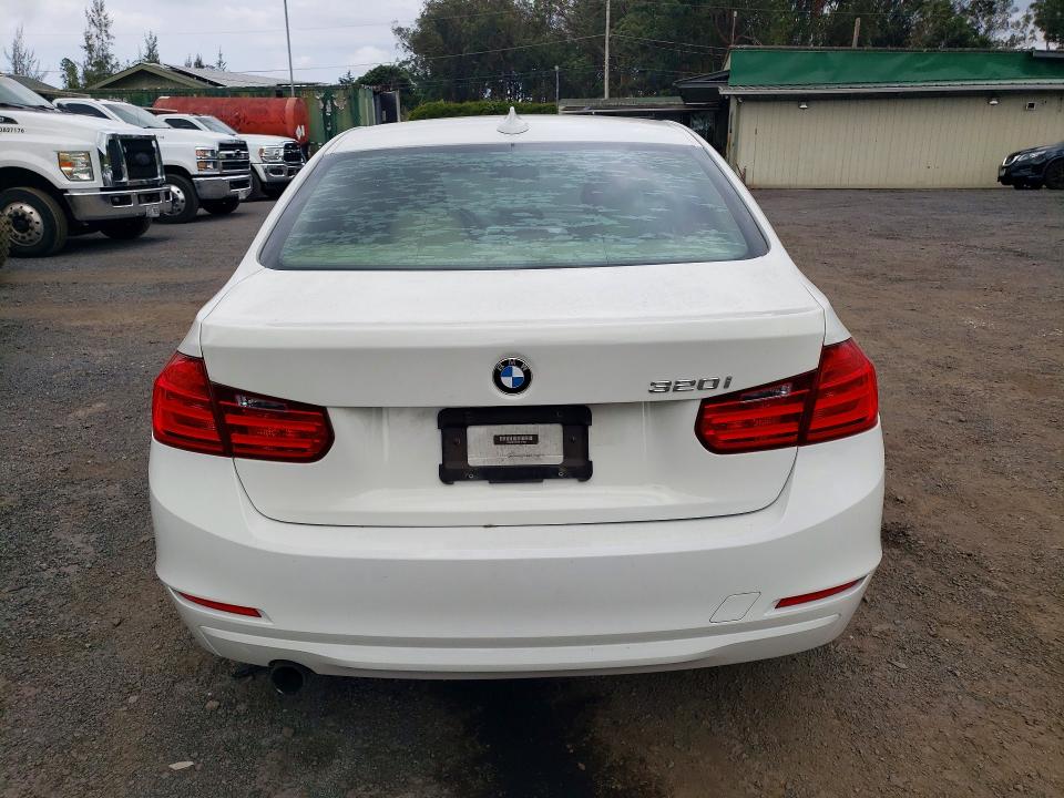 Photo 6 from auction – 2015 BMW 320 with VIN WBA3B1C54FK141605