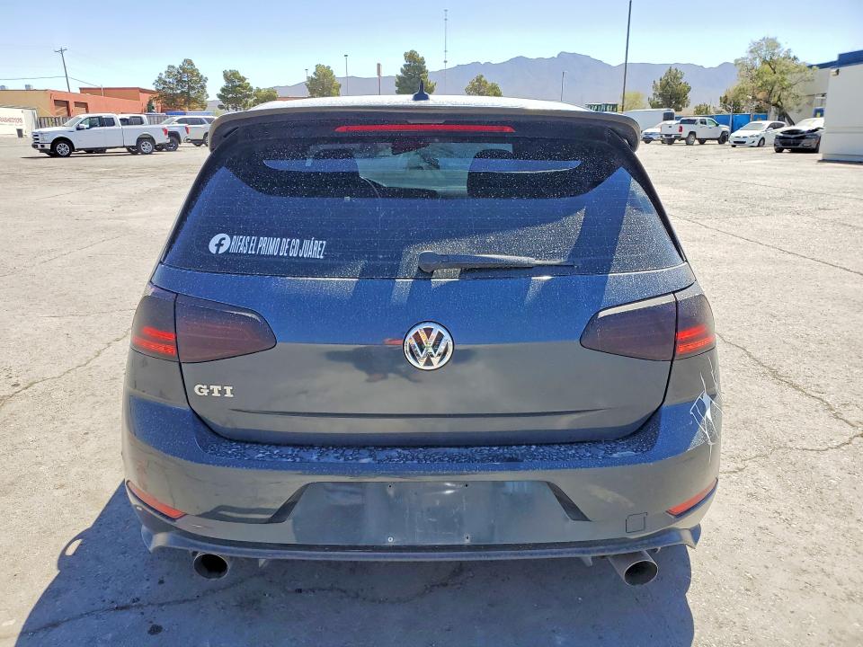 Photo 6 from auction – 2018 VOLKSWAGEN GTI with VIN 3VW547AU7JM295999