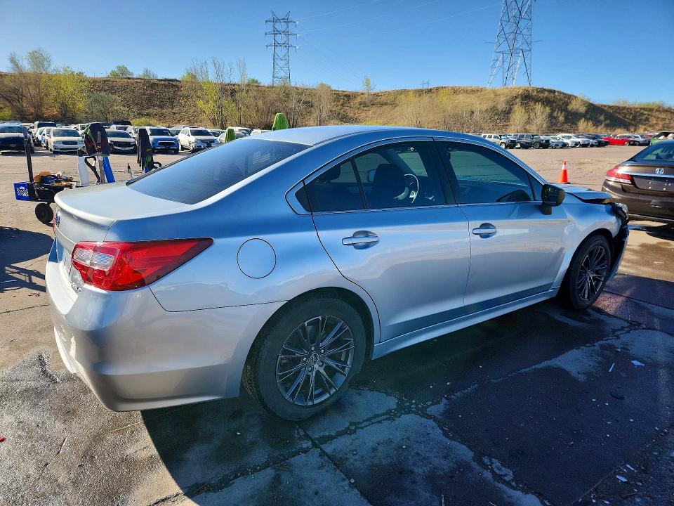 Фото 3 с аукциона – 2015 SUBARU LEGACY с VIN 4S3BNBA65F3074255