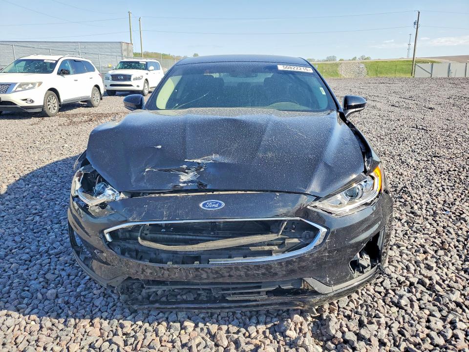 Photo 5 from auction – 2020 FORD FUSION with VIN 3FA6P0HD5LR108461