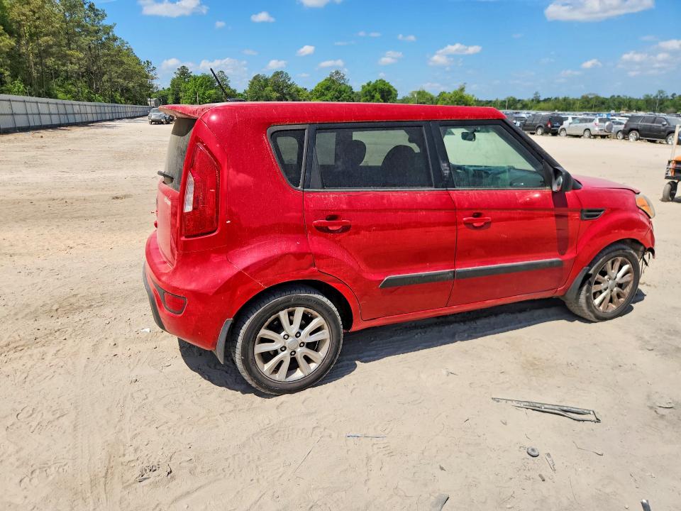Photo 3 from auction – 2013 KIA SOUL with VIN KNDJT2A64D7559543