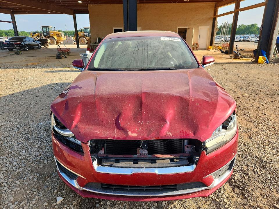 Photo 5 from auction – 2017 LINCOLN MKZ with VIN 3LN6L5E92HR641888