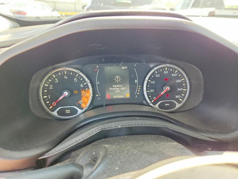 Photo 9 from auction – 2015 JEEP RENEGADE with VIN ZACCJBBH9FPB79098