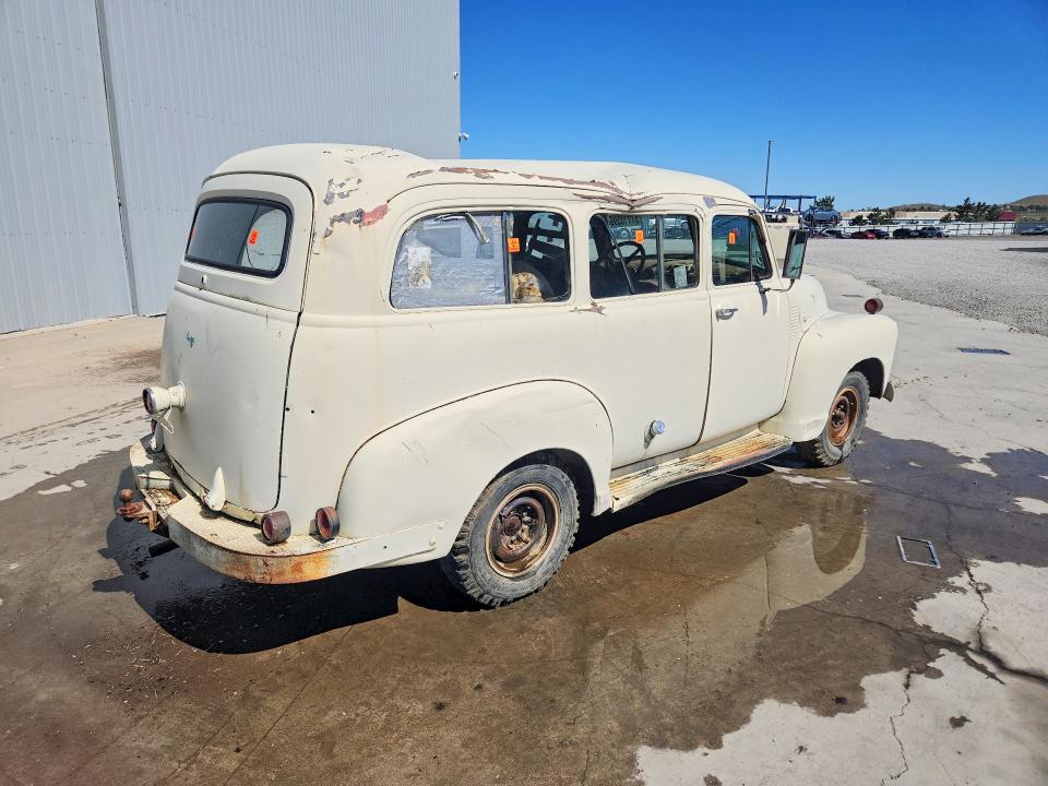 Photo 3 from auction – 1953 CHEVROLET SUBURBAN with VIN H53K043603
