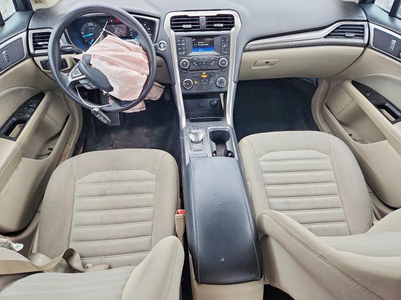 Photo 8 from auction – 2017 FORD FUSION with VIN 3FA6P0H71HR316578