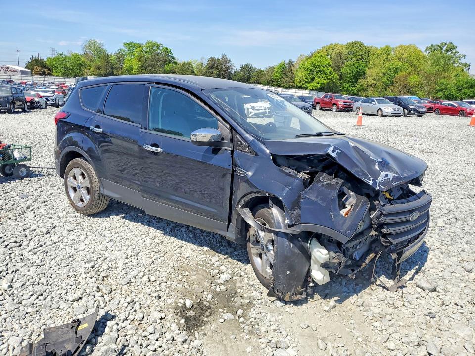 Photo 4 from auction – 2019 FORD ESCAPE with VIN 1FMCU0F70KUA87492