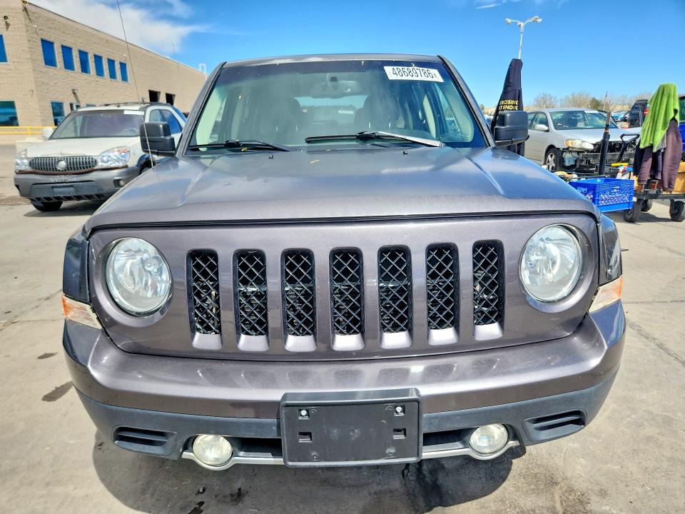 Снимка 5 от търг – 2017 JEEP PATRIOT с VIN 1C4NJRFB4HD100574
